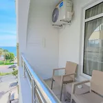 Wien Star Hotel, Adults Only אלאניה