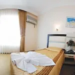 Wien Star Hotel, Adults Only 3* אלאניה