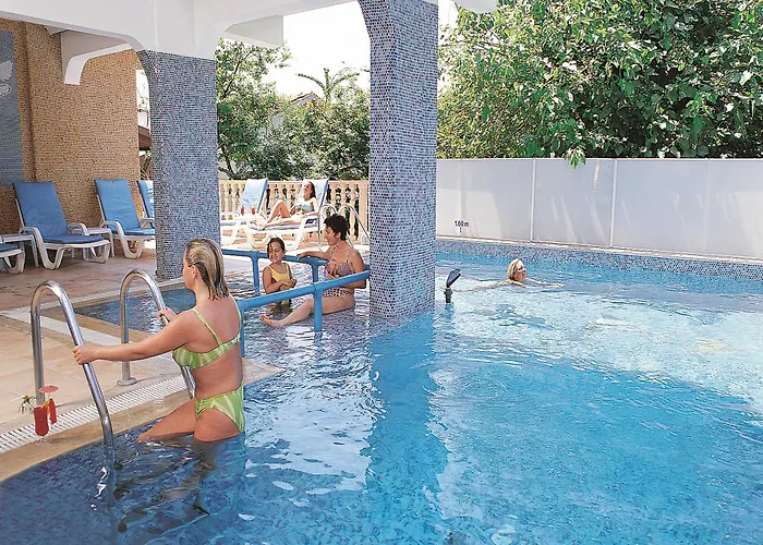 Wien Star Hotel, Adults Only מלון 3*