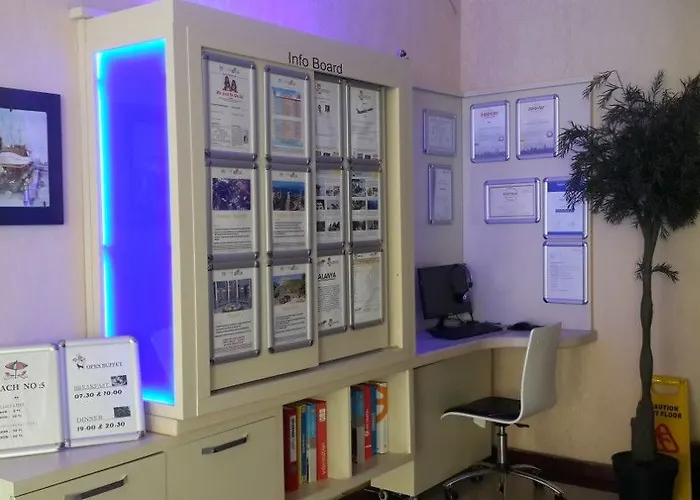 Wien Star Hotel, Adults Only מלון 3*